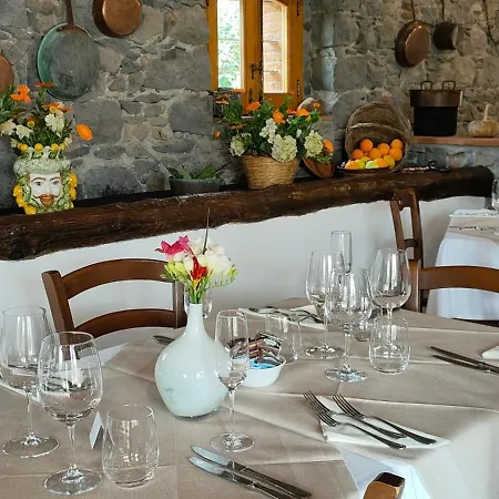 Alloggio per agriturismo Galea *